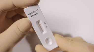 Corona Covid-19 Rapid Testi negatif sonuç verdi