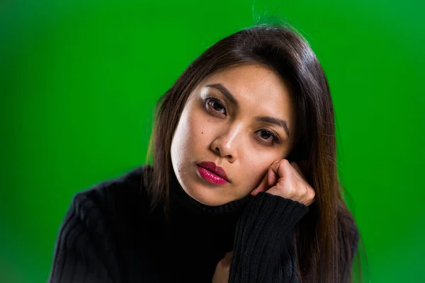 Portrét mladé asijské ženy v detailu — Stock fotografie