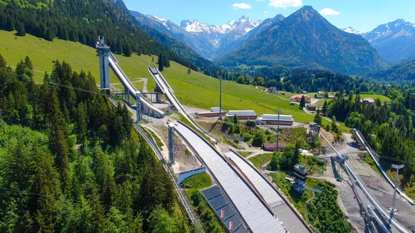 World famous Ski Jump Arena in Oberstdorf Γερμανία - OBERSTDORF, Γερμανία - 25 Μαΐου 2020 — Φωτογραφία Αρχείου