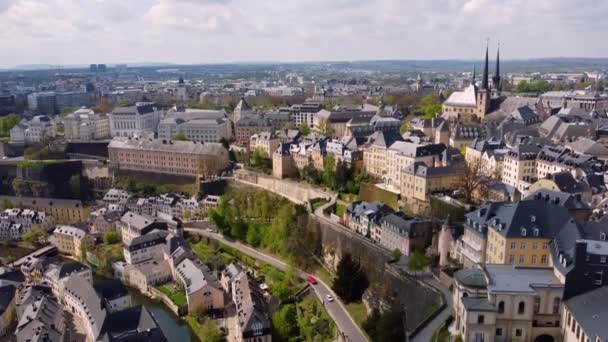 Stadt Luxemburg von oben — Stockvideo