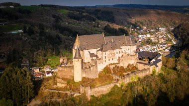 Lüksemburg 'daki Vianden Şatosu