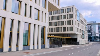 Lüksemburg 'un finans bölgesindeki Avrupa Yatırım Bankası - Lüksemburg Şehri, Lüksemburg - 30 Nisan 2021