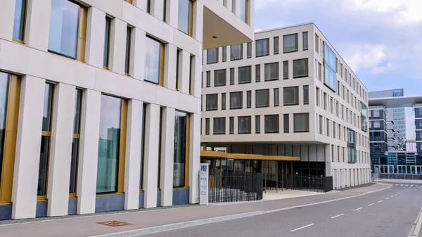 Ευρωπαϊκή Τράπεζα Επενδύσεων στην οικονομική περιφέρεια του Λουξεμβούργου - LUXEMBURG CITY, LUXEMBURG - 30 Απριλίου 2021 — Φωτογραφία Αρχείου