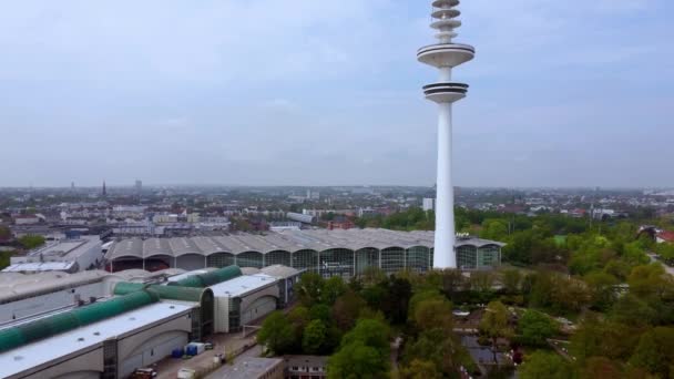 Turnul TV de la CCH - Centrul de Congrese Hamburg — Videoclip de stoc
