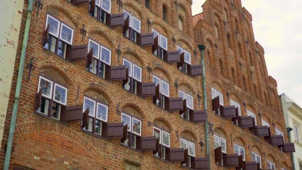 Die Historischen Gebäude Der Lübecker Innenstadt Unseco Weltkulturerbe Reisefotos — Stockvideo