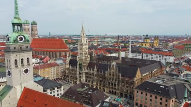Münchens Rådhus Vid Marien Torg Den Historiska Stadsdelen Flygfoto Drönare — Stockvideo