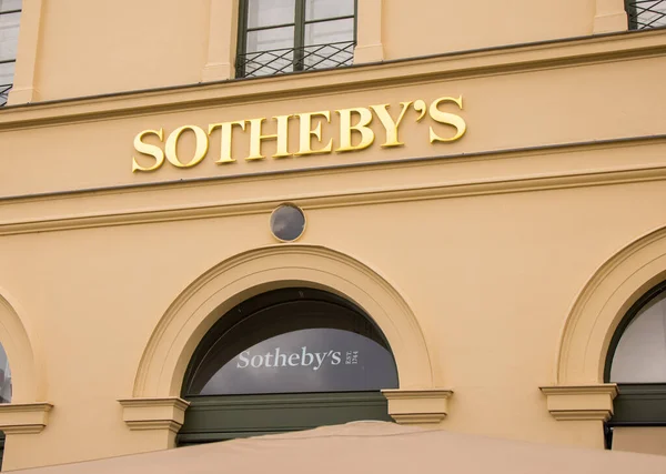 Sothebys auksjonshus - MUNIKK, GERMANY - JUNE 03, 2021 - CITY OF MUNICH, GERMANY - JUNE 03, 2021 royaltyfrie gratis stockfoto