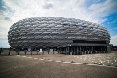 Münih 'teki ünlü Allianz Arena Stadyumu - Münih' teki ünlü futbol kulübü FC Bayern Muenchen - MUNICH, GERMANY - Haziran 03, 2021