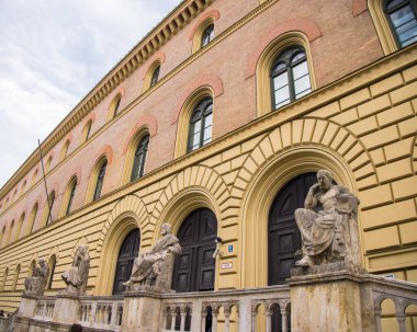 Bavyera Devlet Kütüphanesi Münih - MÜZİK, Almanya - Haziran 03, 2021 - MÜZİK, Almanya - Haziran 03, 2021