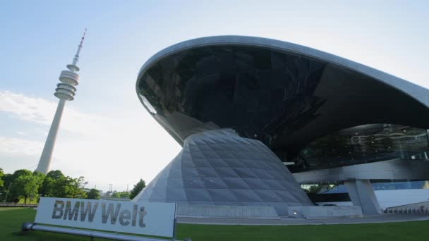 Будівля Bmw World Центрі Bmw Мюнхен Мініччина Муніччина Німеччина Червня — стокове відео