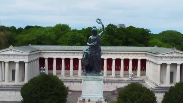 慕尼黑市著名的巴伐利亚雕像 — 图库视频影像