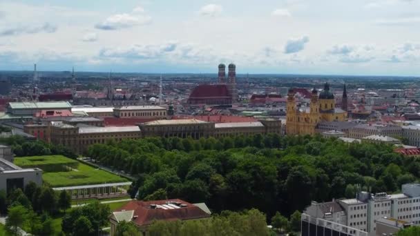 Vista Aérea Sobre Centro Ciudad Múnich Distrito Histórico Fotografía Drones — Vídeo de stock