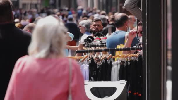 People Pedestrian Zone Shopping Mile Slow Motion Shot Cologne Germany — Stock Video