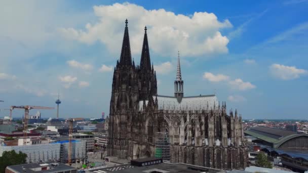 Köln Katedrális Ikonikus Templom Belvárosban Légi Felvétel Légi Felvétel — Stock videók