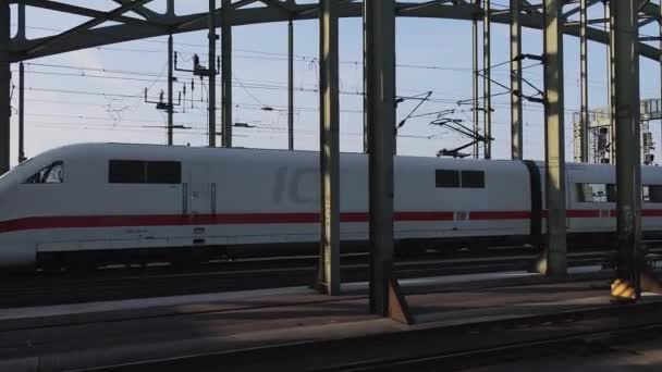 Train Ice Gare Centrale Cologne Cologne Allemagne Juin 2021 — Video
