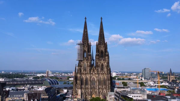 Kölner Dom Die Symbolträchtige Kirche Der Innenstadt Luftaufnahme Köln Juni — Stockfoto