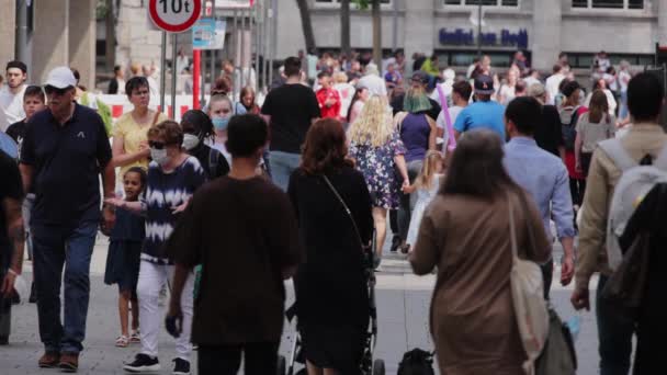 Crowded Pedestrian Zone Extreme Slow Motion People Photography Cologne Germany — Stock Video