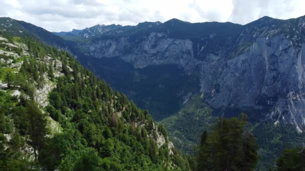 Удивительные пейзажи в австрийских Альпах на горе Лузер — стоковое видео