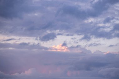 Gökyüzü değişimi için bulutlu Yüksek Çözünürlüklü Gökyüzü arkaplanı