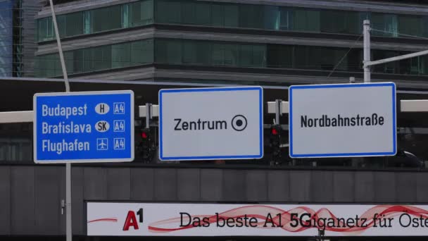 Direction signs in Vienna to Budapest Bratislava and the airport - VIENNA, AUSTRIA, EUROPE - AUGUST 1, 2021 — Stock Video