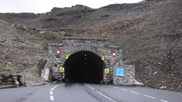 Tunnel at Grossglockner High Alpine Road in Austria - KAPRUN, AUSTRIA, EUROPE - AUGUST 4, 2021 — Stock Video