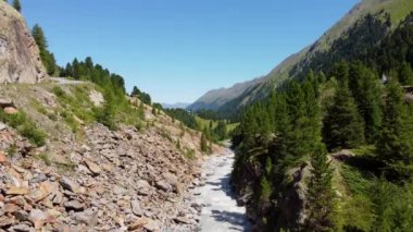 Avusturya Alplerindeki güzel Kaunertal Vadisi - Avusturya 'nın ünlü buzulu