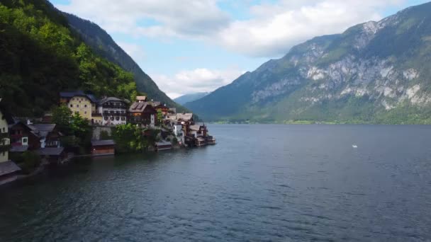 Słynna wieś Hallstatt w Austrii - Lista światowego dziedzictwa UNESCO — Wideo stockowe
