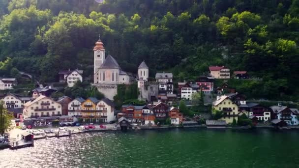 Aldeia famosa de Hallstatt na Áustria - um patrimônio mundial — Vídeo de Stock