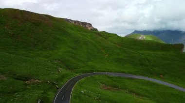 Avusturya 'daki Grossglockner Yüksek Alp Yolu - hava manzaralı
