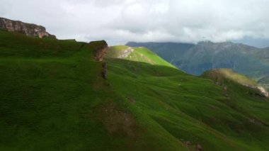 Avusturya 'daki Grossglockner Yüksek Alp Yolu - hava manzaralı