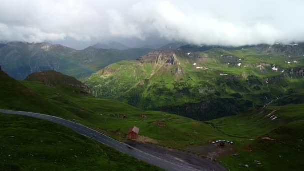 Grossglockner High Alpine Road i Österrike - flygbild — Stockvideo