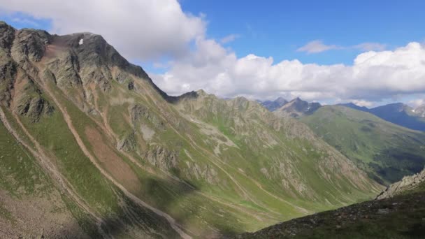 Avusturya Alplerindeki Timmelsjoch Dağlarının Muhteşem Manzarası Seyahat Fotoğrafçılığı — Stok video