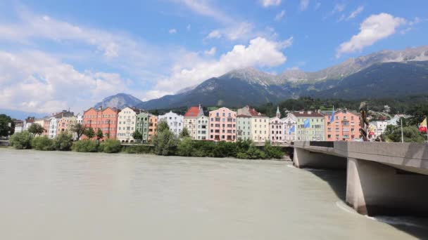 Знаменитые Красочные Дома River Inn Инсбруке Innsbruck Австрия Июля 2021 — стоковое видео