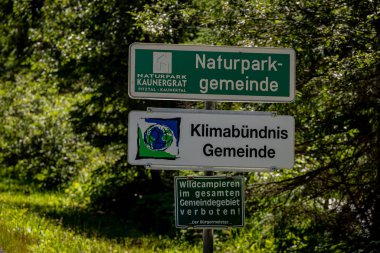 Tyrol Avusturya 'daki ünlü Kaunertal Vadisi - KAUNERTAL, AUSTRIA - 28 Temmuz 2021