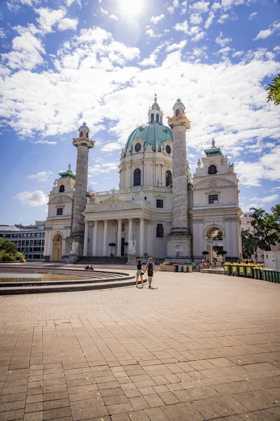 Famosa Igreja Karls Viena Vienna Áustria Agosto 2021 — Fotografia de Stock