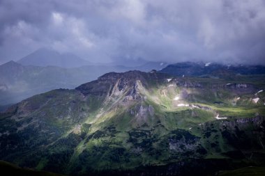 Avusturya 'daki Grossglockner Yüksek Alp Yolu - seyahat fotoğrafçılığı