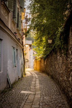 Eski Salzburg şehrindeki dar sokaklar - seyahat fotoğrafçılığı