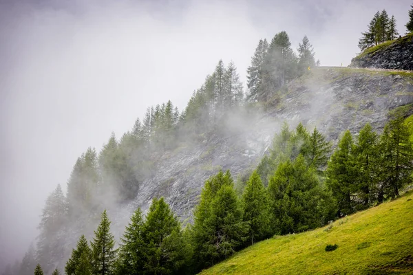 Tiefe Wolken Über Der Großglockner Hochalpenstraße Österreich Reisefotos — Stockfoto