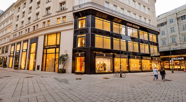 Ekskluzywny Sklep Louis Vuitton Wiedniu Vienna Austria Sierpień 2021 — Zdjęcie stockowe