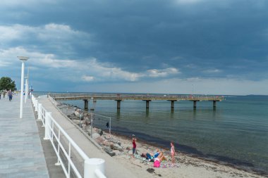 Baltık Denizi 'ndeki Ünlü Gezgin Plajı - LUBECK, ALMANY - 10 Mayıs 2021