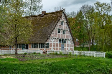 Stadyum Almanya 'daki Güzel Park - STADE, ALMANY - 10 Mayıs 2021
