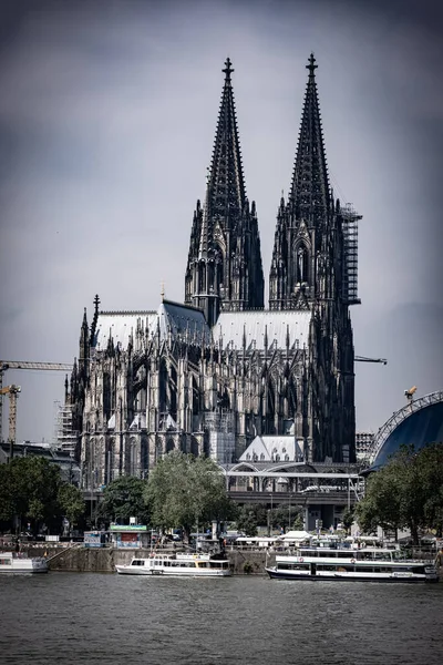 Kölner Dom Berühmtes Wahrzeichen Der Innenstadt Köln Deutschland Juni 2021 — Stockfoto