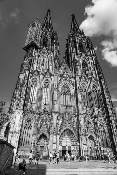 Kölner Dom Berühmtes Wahrzeichen Der Innenstadt Köln Deutschland Juni 2021 — Stockfoto