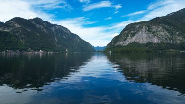 Avusturya 'daki güzel Hallstatt Gölü - seyahat fotoğrafçılığı
