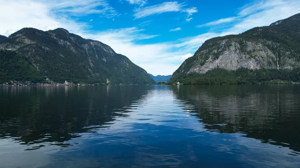 Όμορφη Λίμνη Hallstatt Στην Αυστρία Ταξιδιωτικές Φωτογραφίες — Φωτογραφία Αρχείου