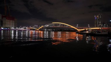 BUSAN, GÜNEY KOREA - 10 EKİM 2025 BÜYÜK Geceliği Busan şehir manzarası