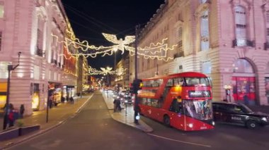 Londra Noel Zamanı - Regent Street Xmal Lights - London, Birleşik KINGDOM - 21 ARALIK 2024