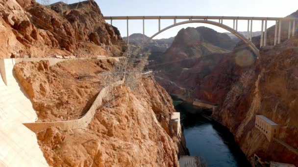 Wide angle shot of Mike O Callaghan Pat Tillman Memorial Bridge at Hoover Dam — Stock Video