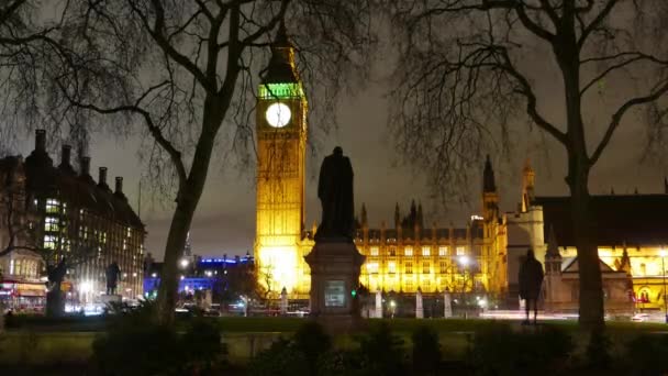 Husen i parlamentet och Big Ben - natt tid förfaller — Stockvideo
