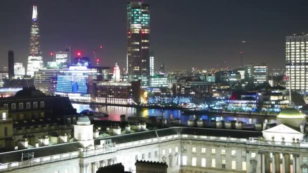 Londons Skyline bei Nacht - Zeitraffer — Stockvideo